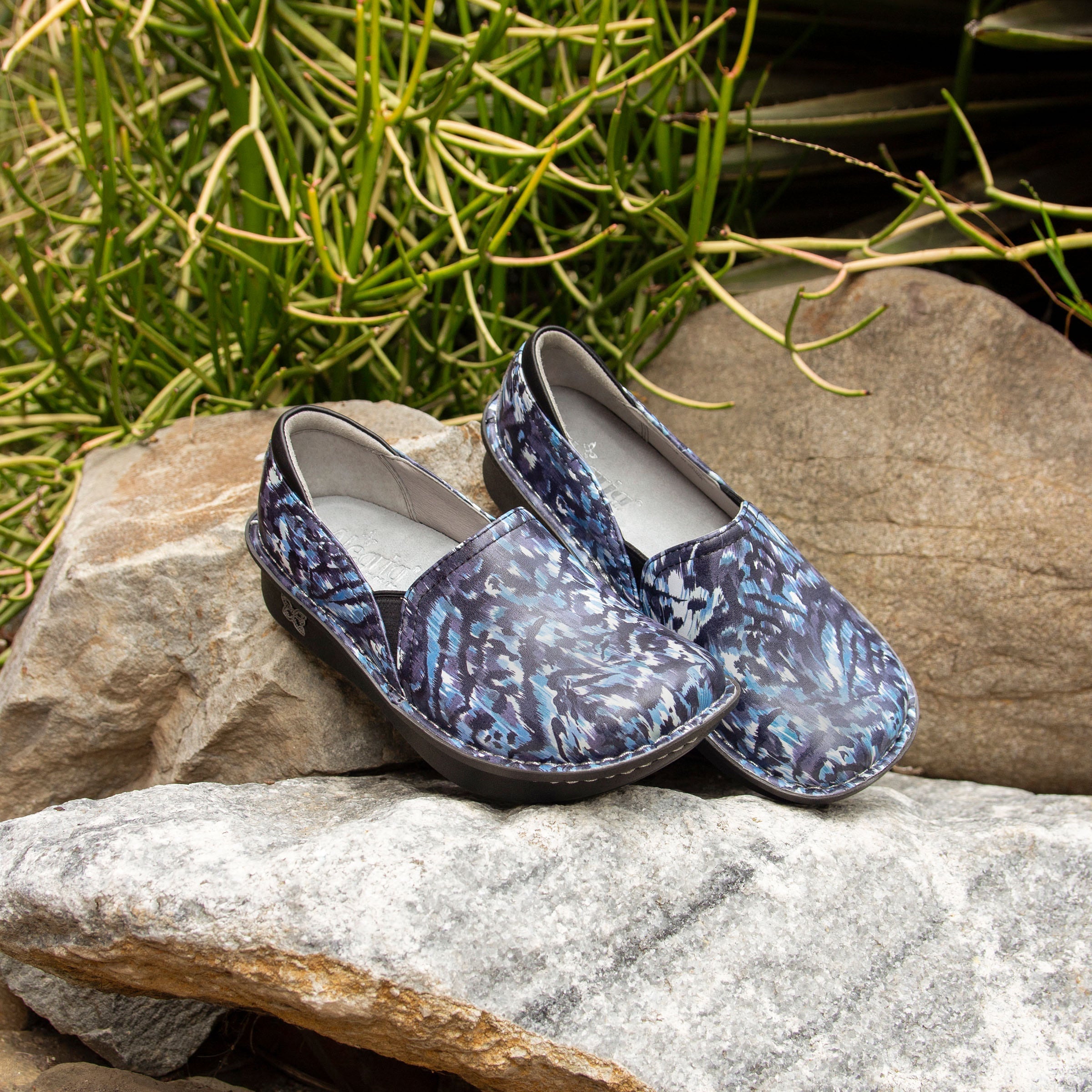 Debra Feral Shoe - Image 2