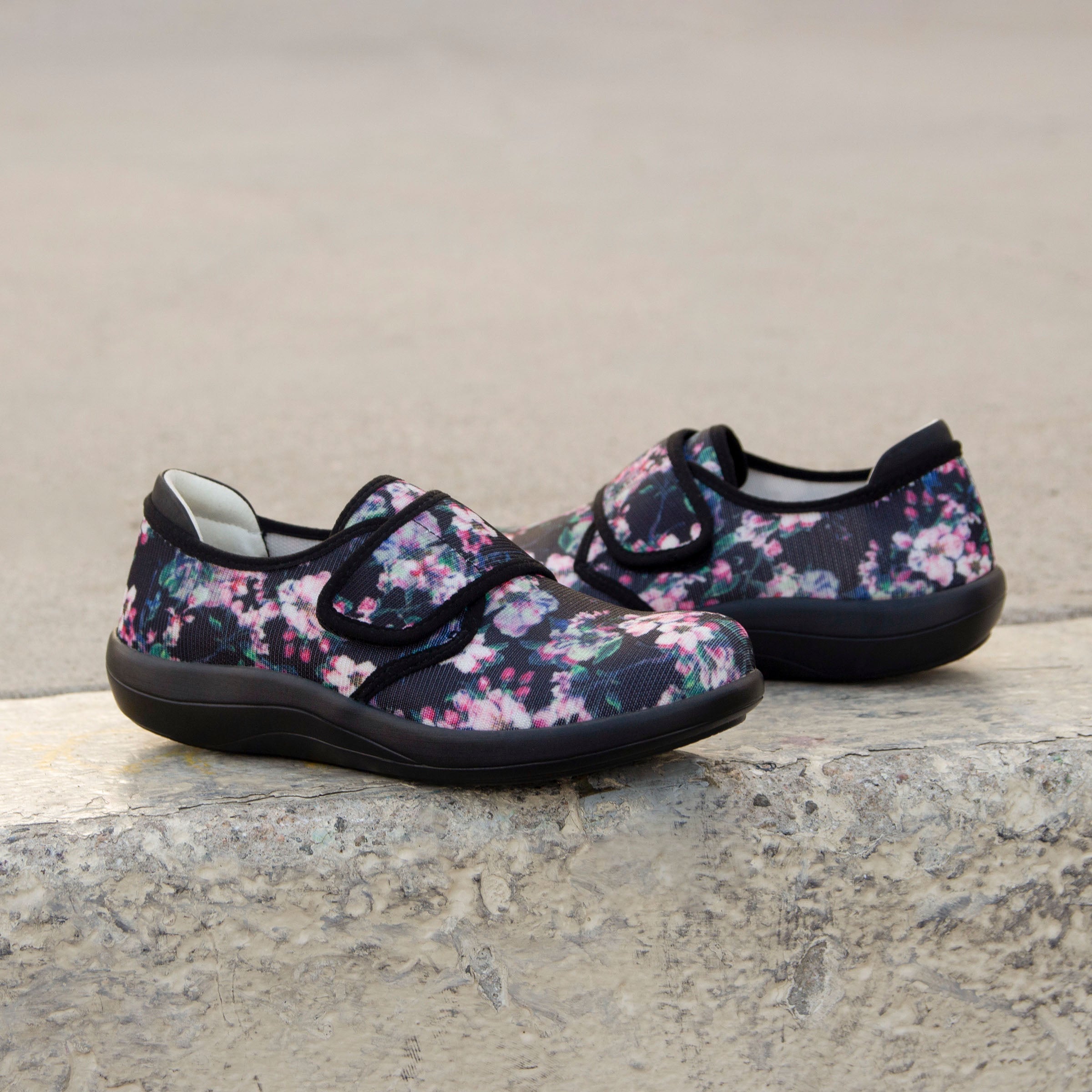 Spright Decorum Shoe - Image 2