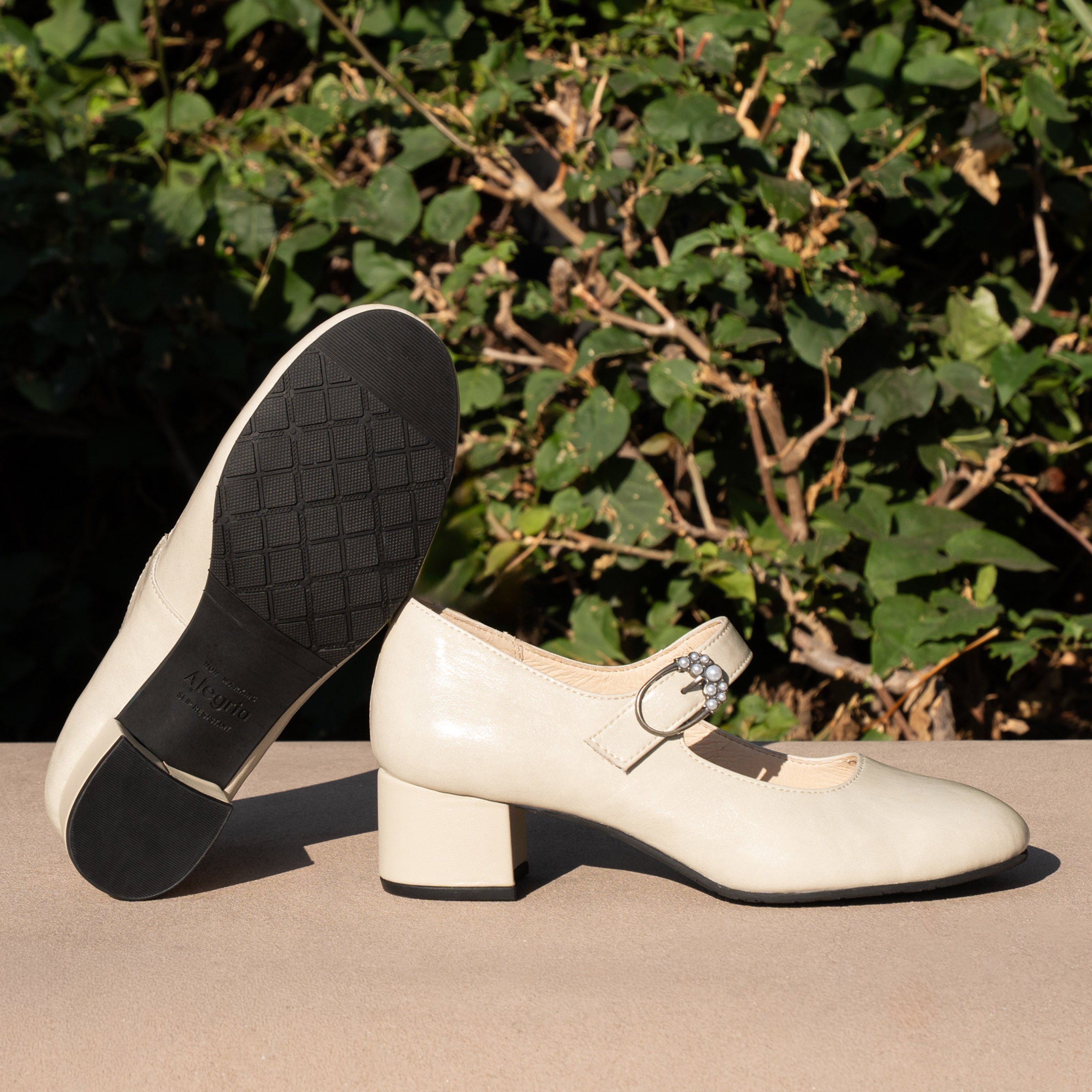 Ameliah Ivory Shoe - Image 2