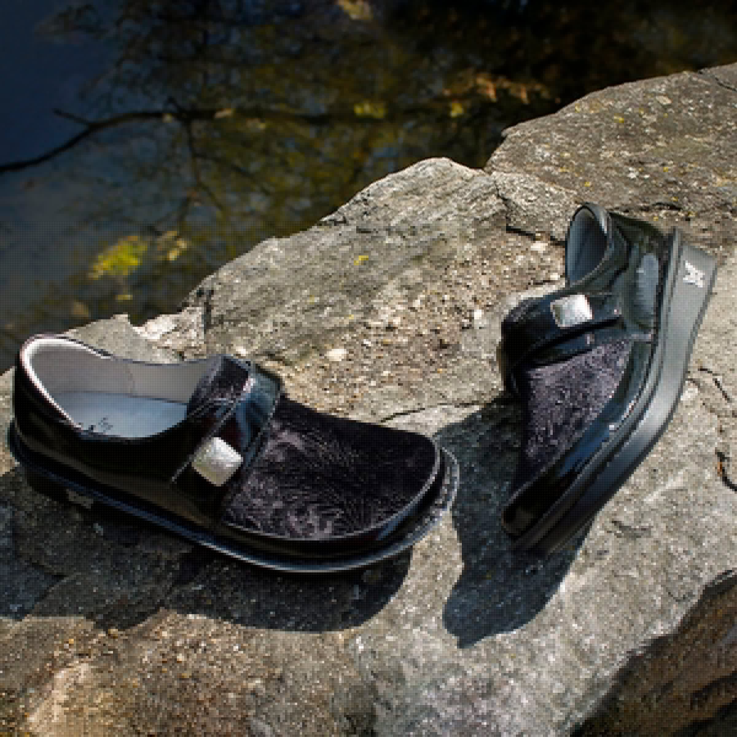 Brenna Raven Velvet Shoe - Image 2