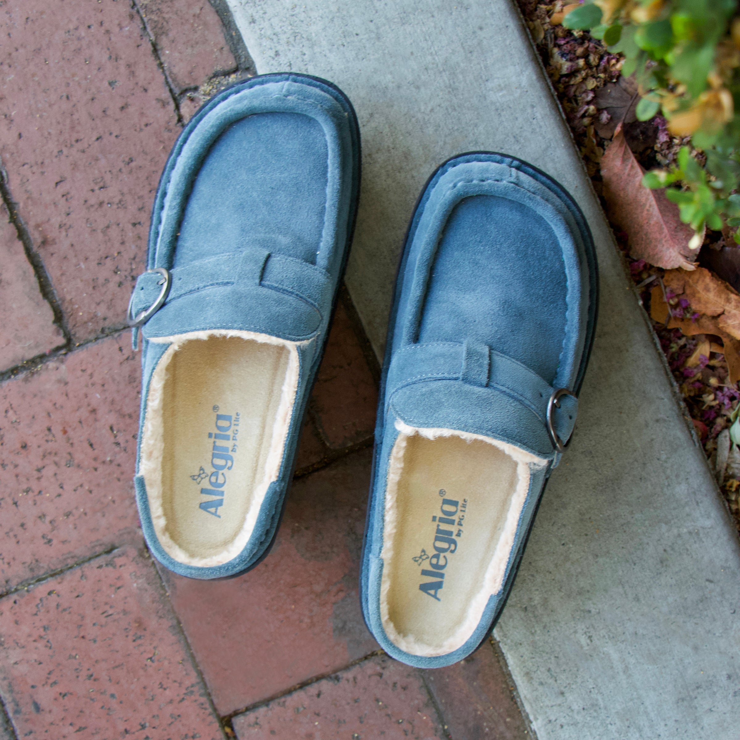 Brigid Cinder Clog - Image 2