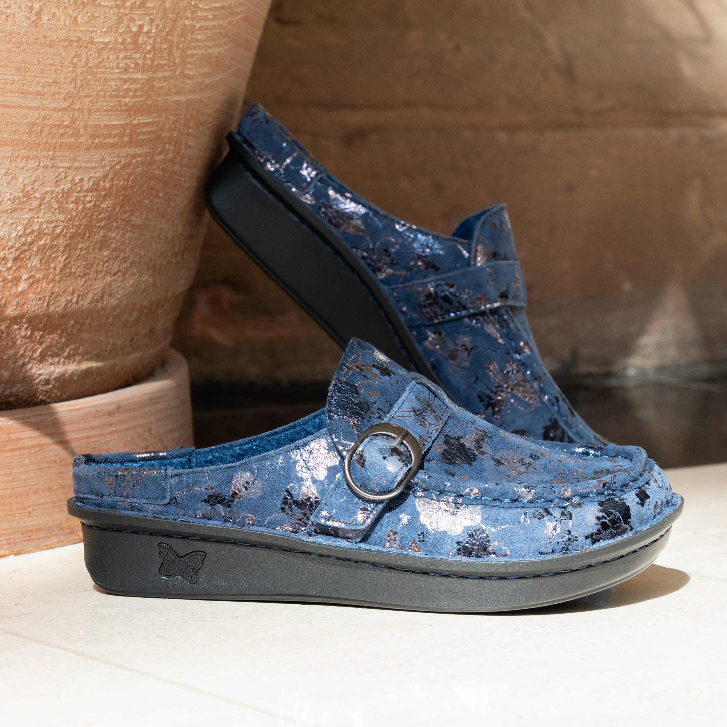 Brigid Lumen Navy Clog - Image 2