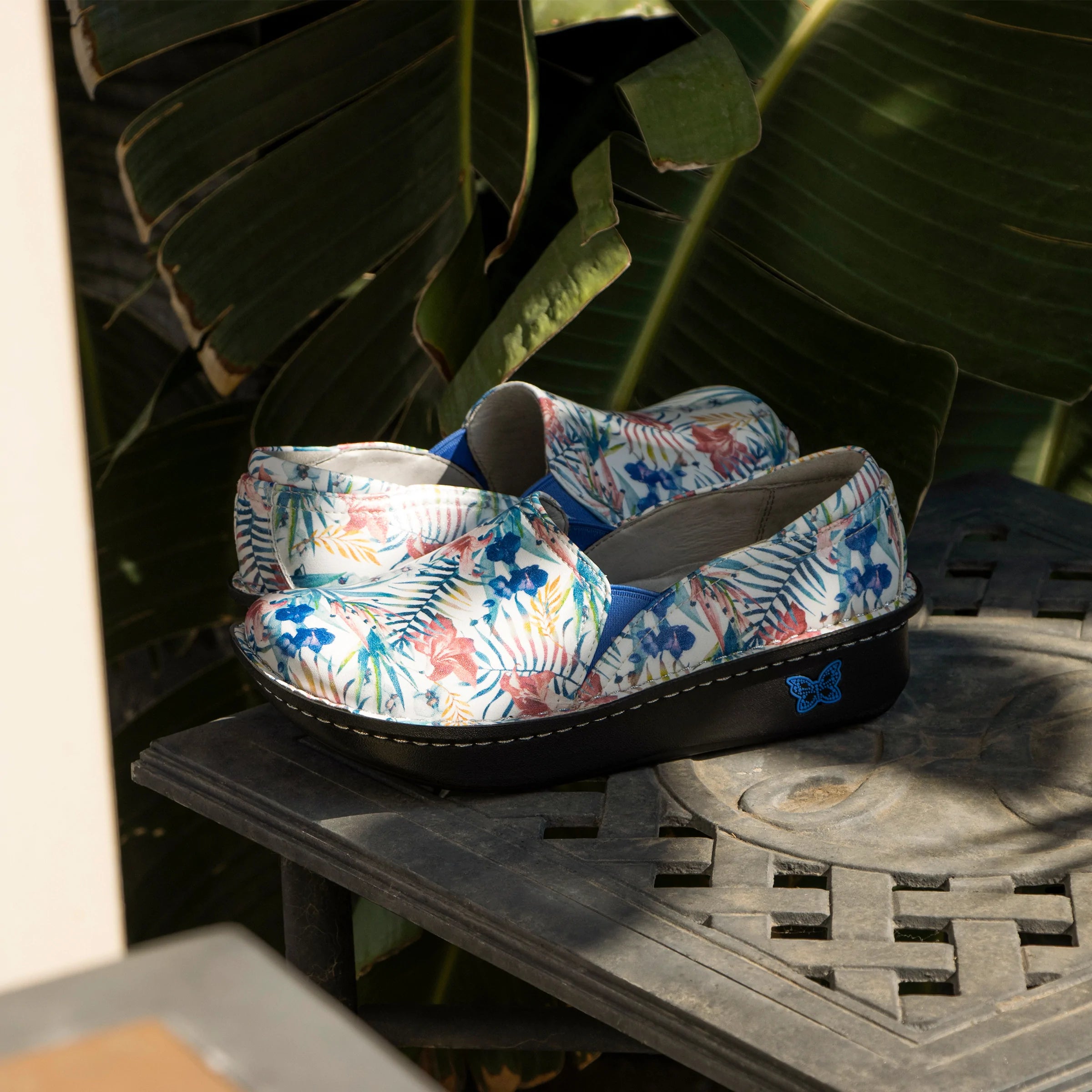Debra Tropic Shoe - Image 2