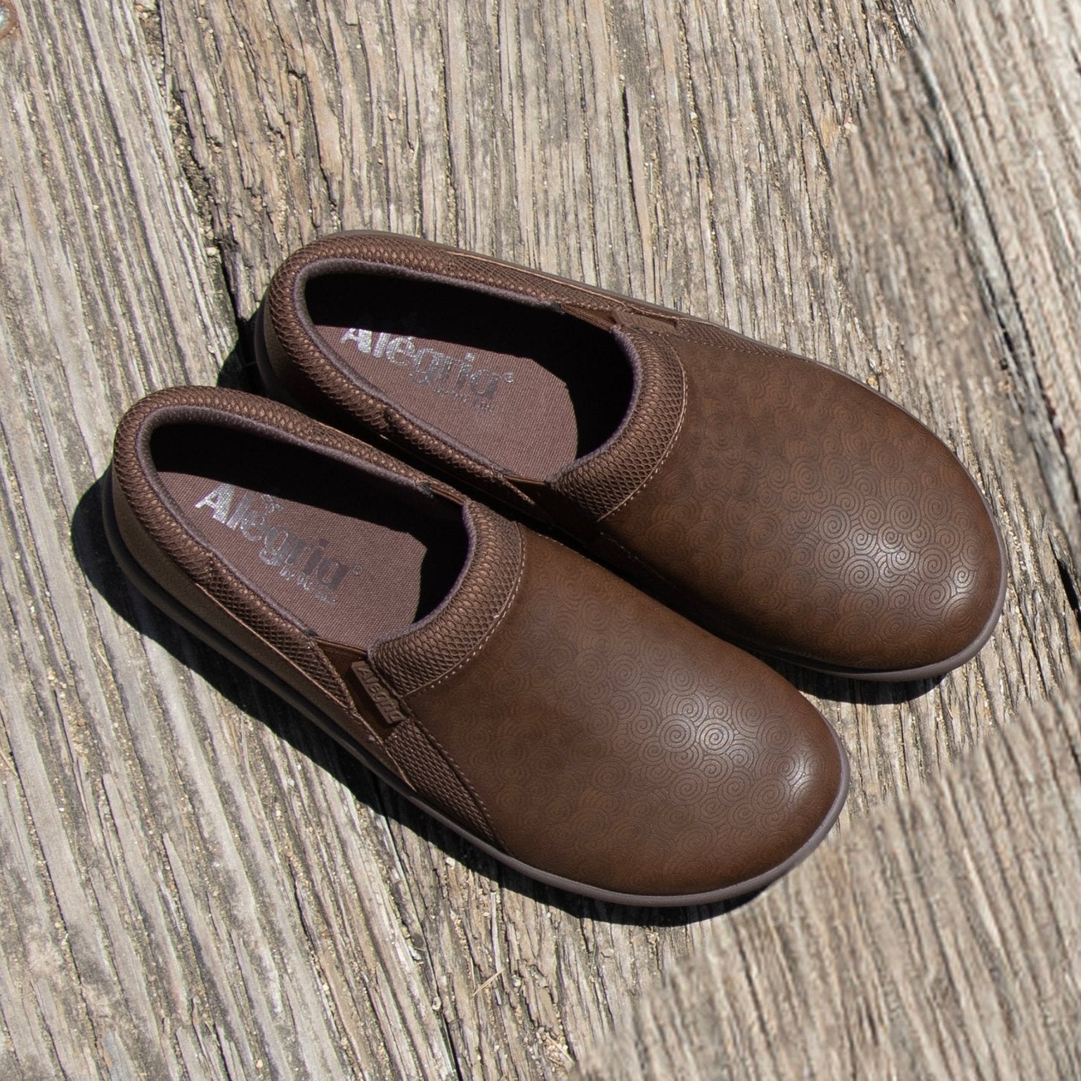 Duette Swirl Wind Brown Shoe - Image 2