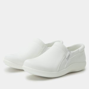 Duette Liquid White Shoe