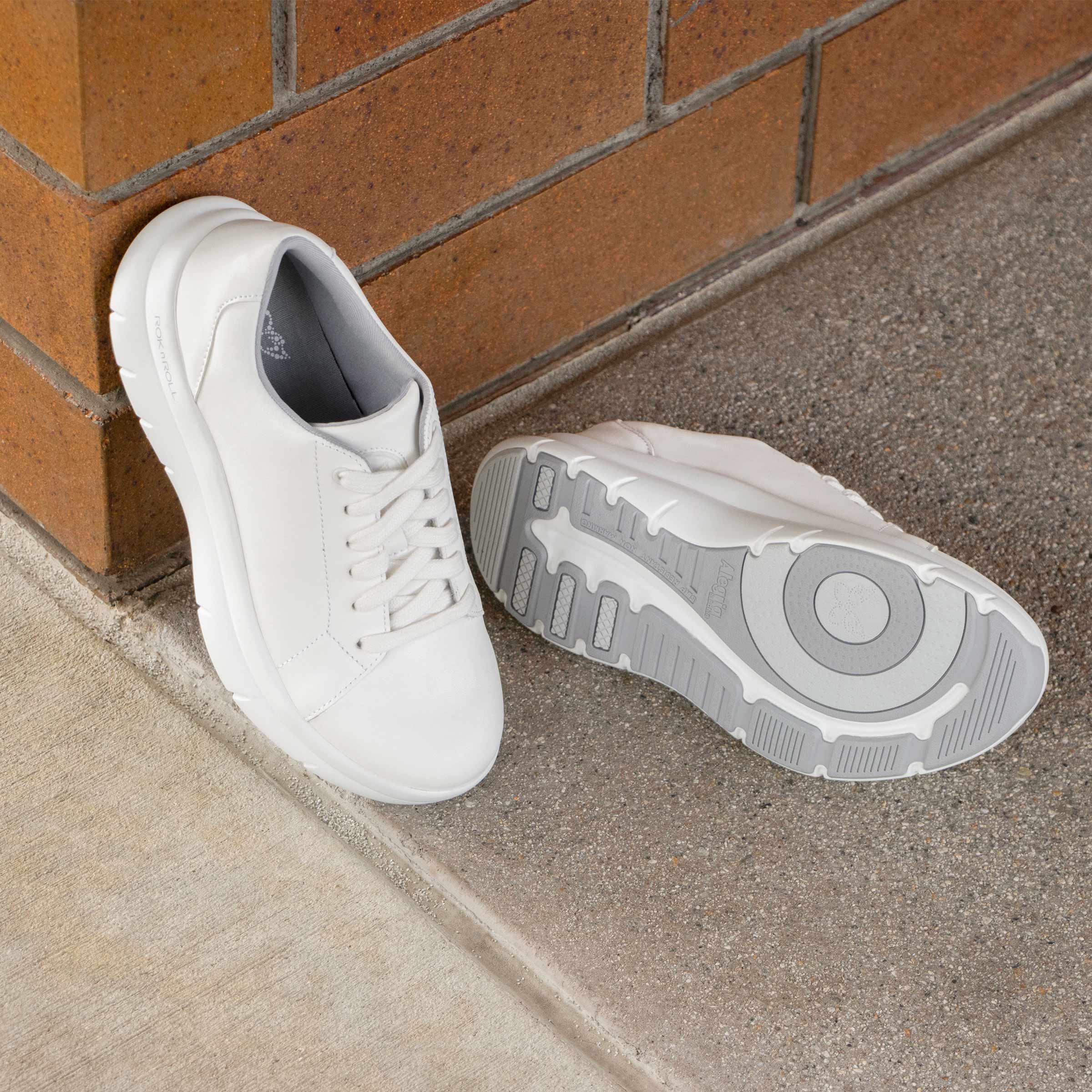 Flote White Shoe - Image 2