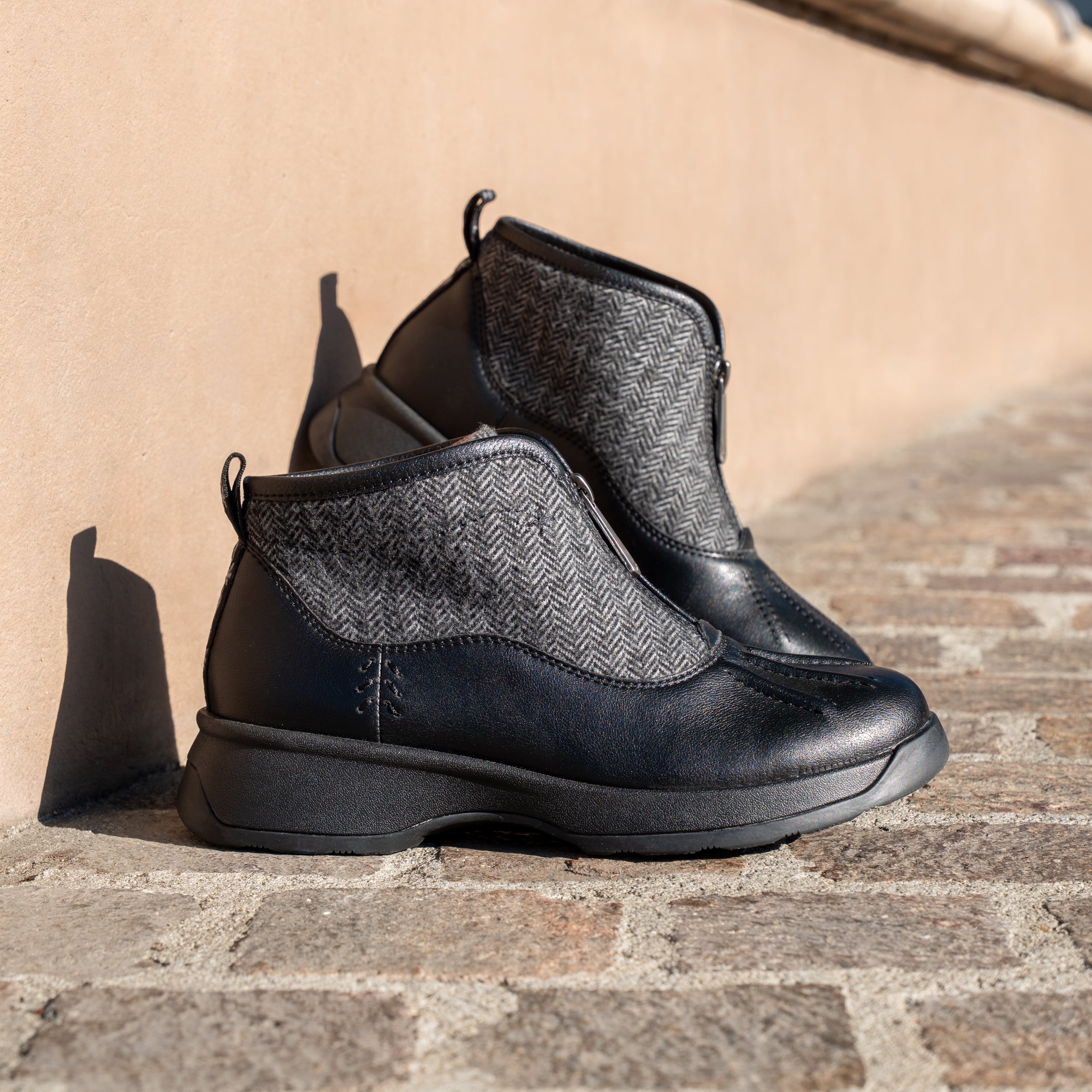 Junypur Black Boot - Image 2