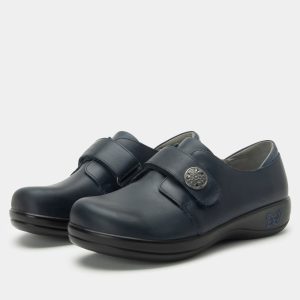 Joleen Oiled Navy Shoe