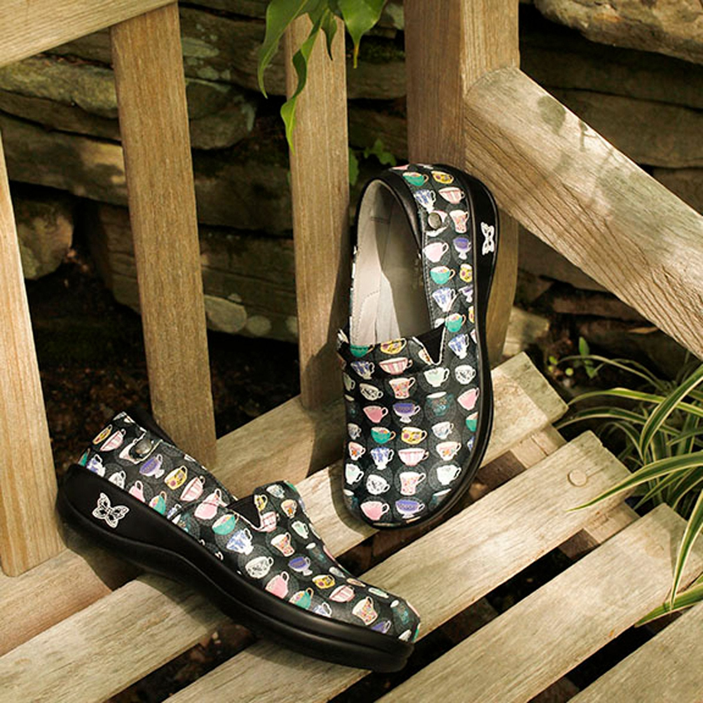 Keli Teacup Black Shoe - Image 2