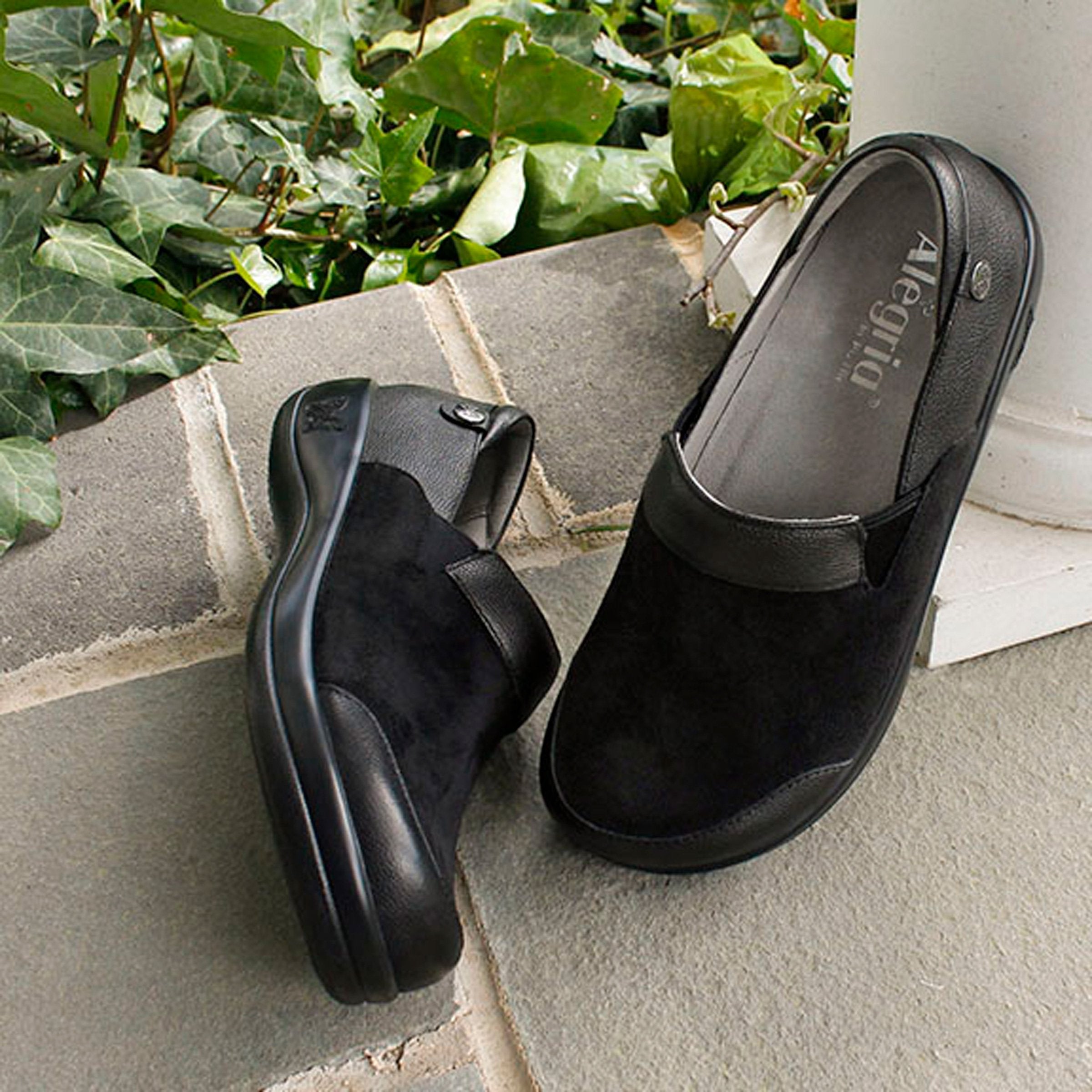 Keli Sueded Dream Fit® Professional Shoe - Image 2