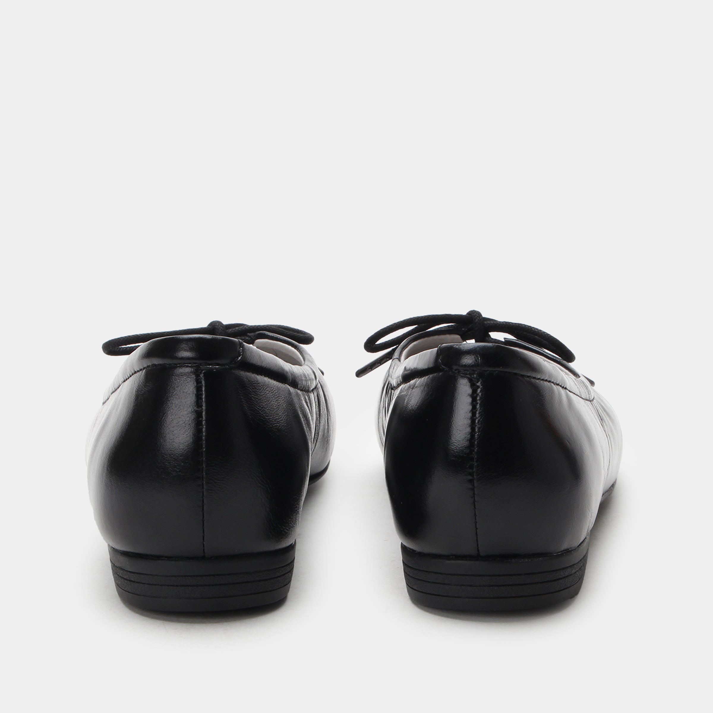 Leilah Black Gloss Shoe - Image 4