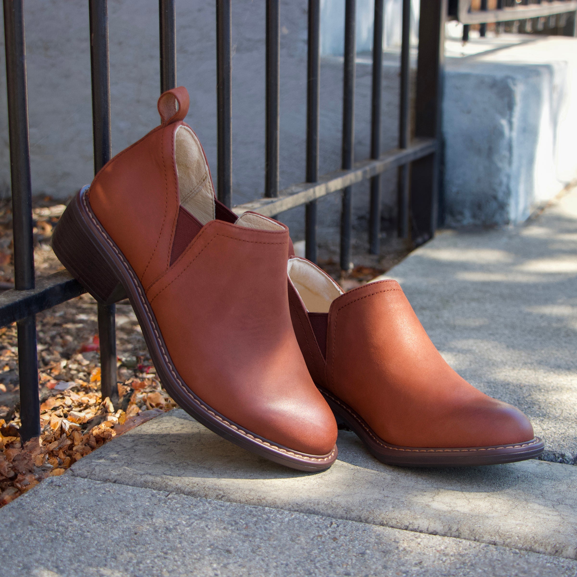 Merle Tawny Burnish Boot - Image 2
