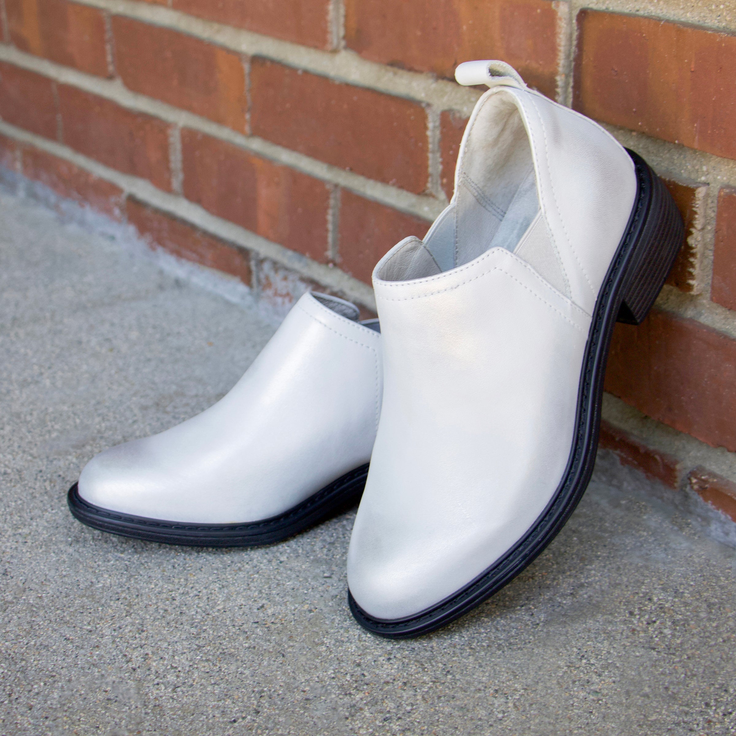 Merle Silver White Boot - Image 2
