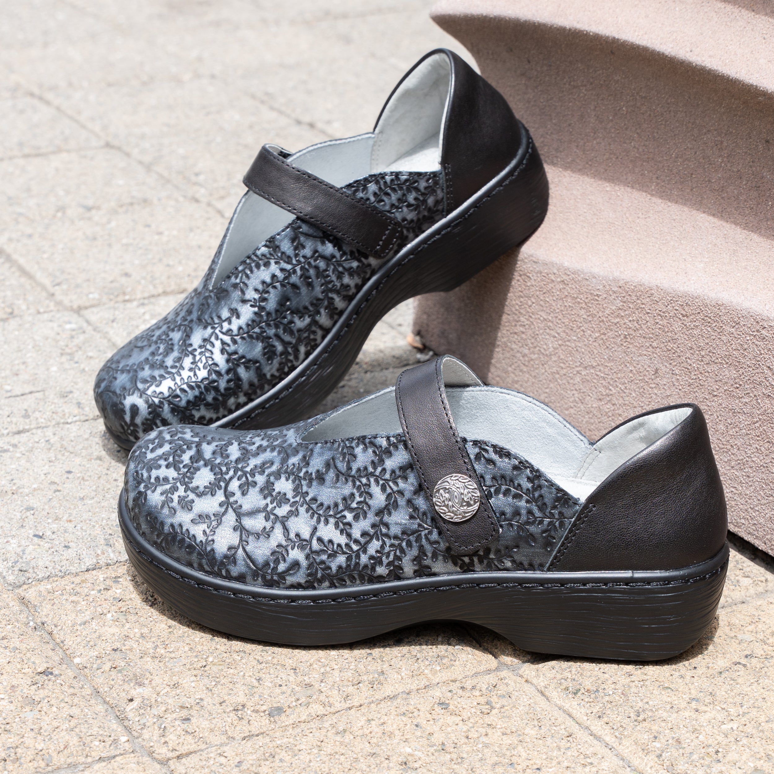 Opheliah Ivy Brush Silver Shoe - Image 2