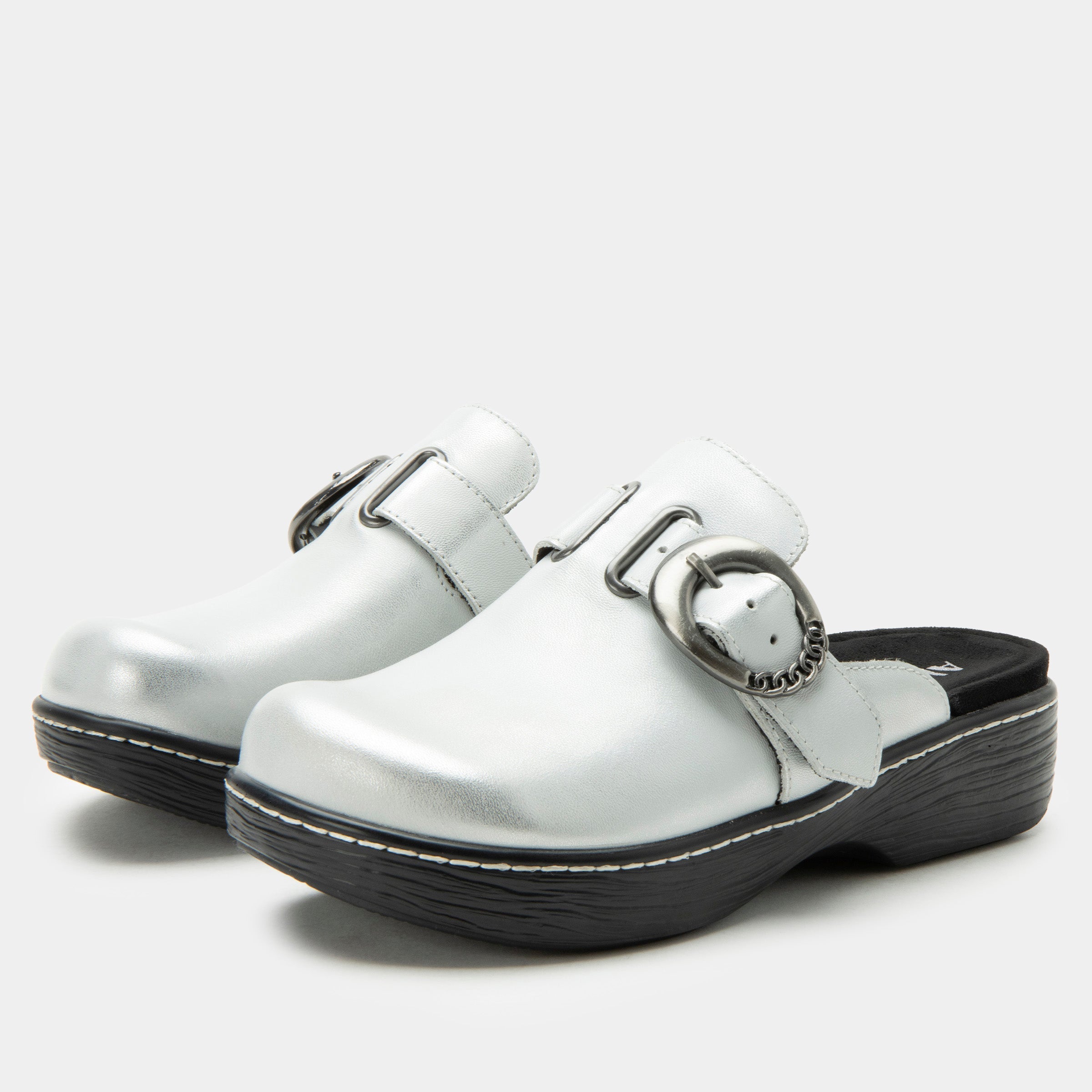 Osmosis Silver White Shoe