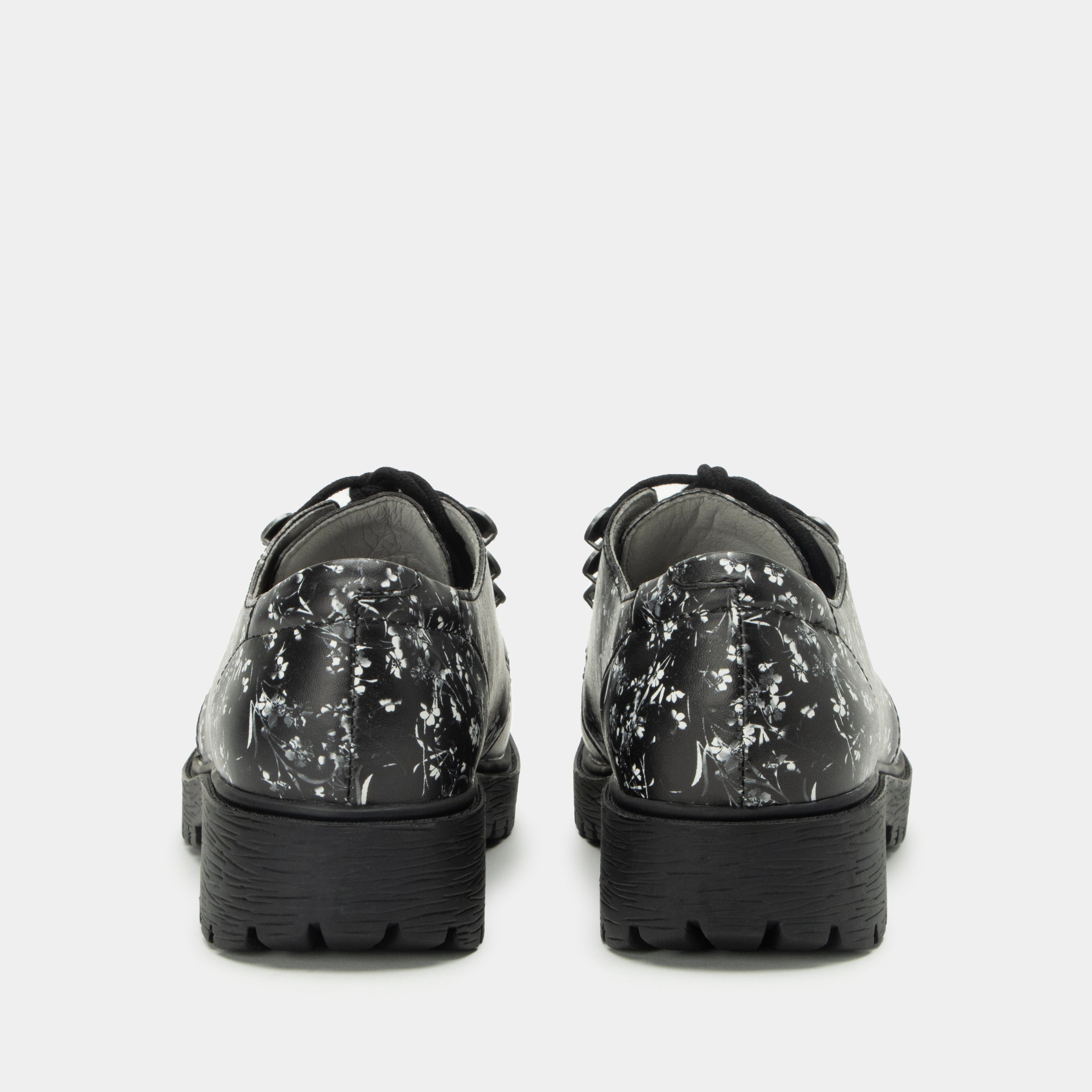 Resa Grey Gradens Shoe - Image 4