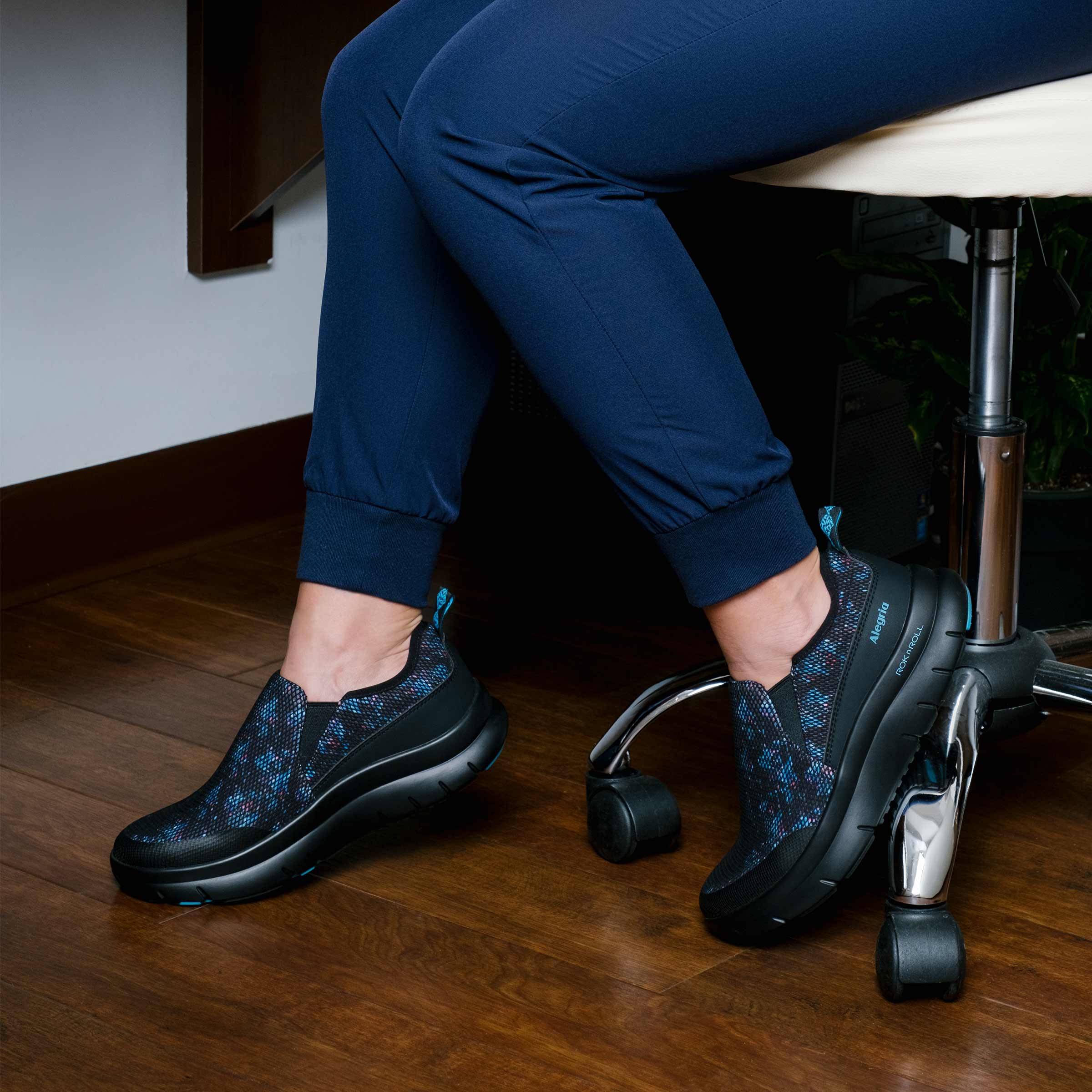 Shift Lead Soar Shoe - Image 2