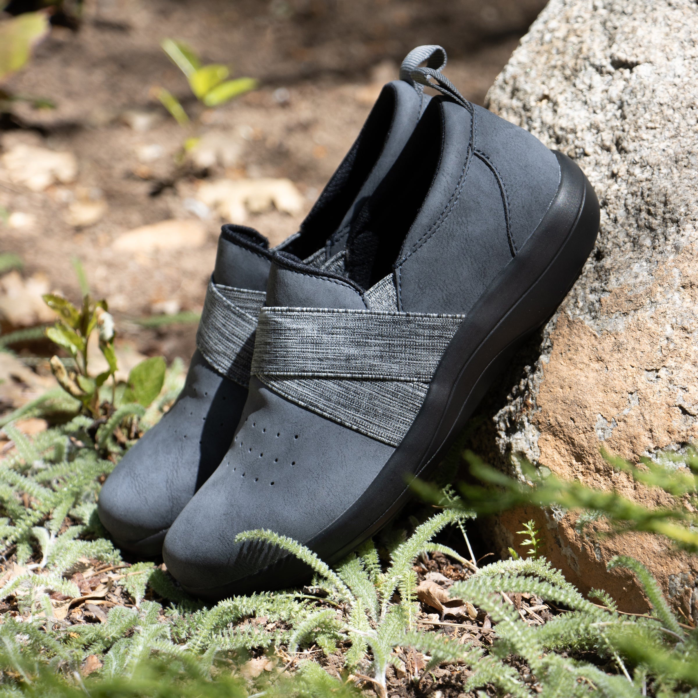 Savvie Cinder Shoe - Image 2