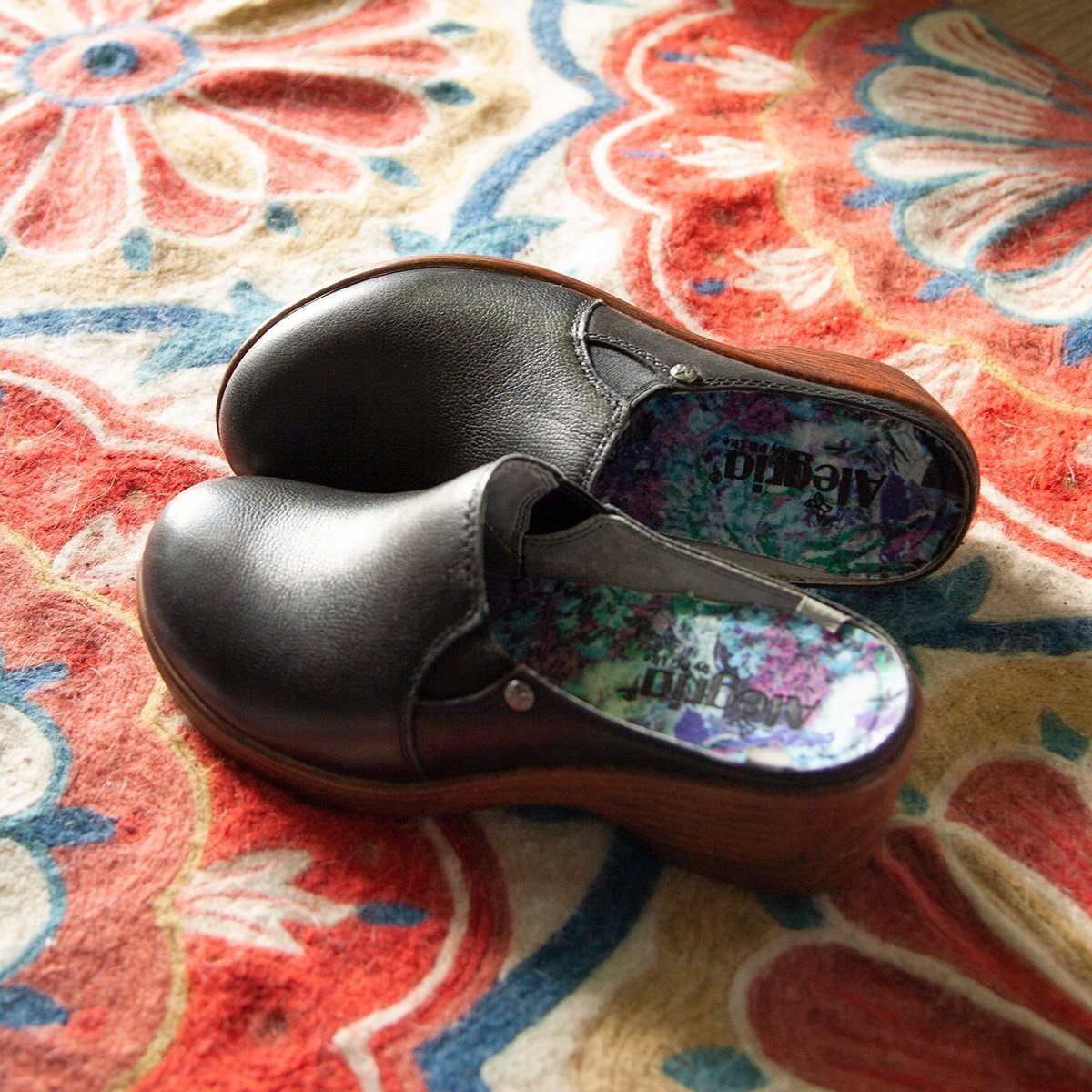 Sereniti Obsidian Shoe - Image 2
