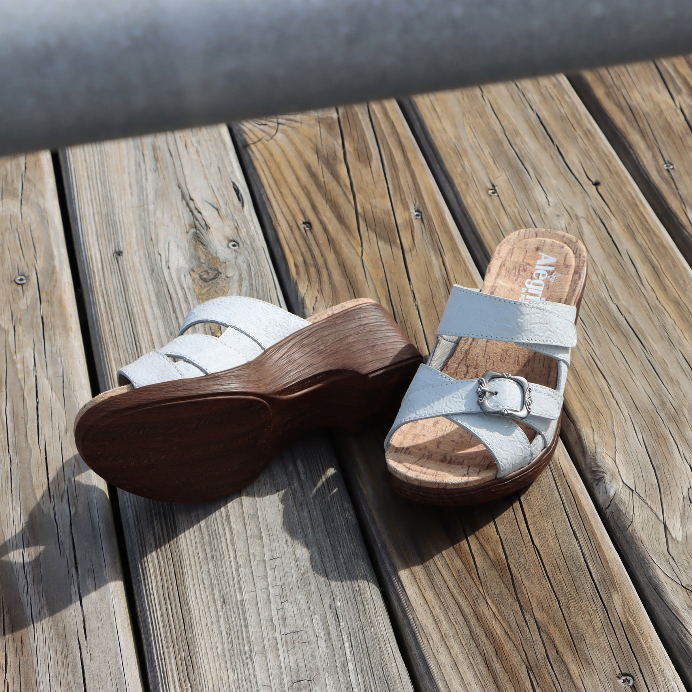 Sierra Delicut White Sandal - Image 2