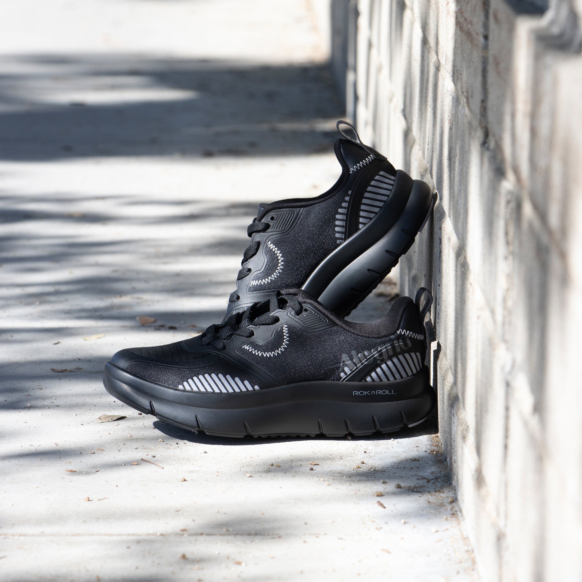 Solstyce Black Balloon Shoe - Image 2
