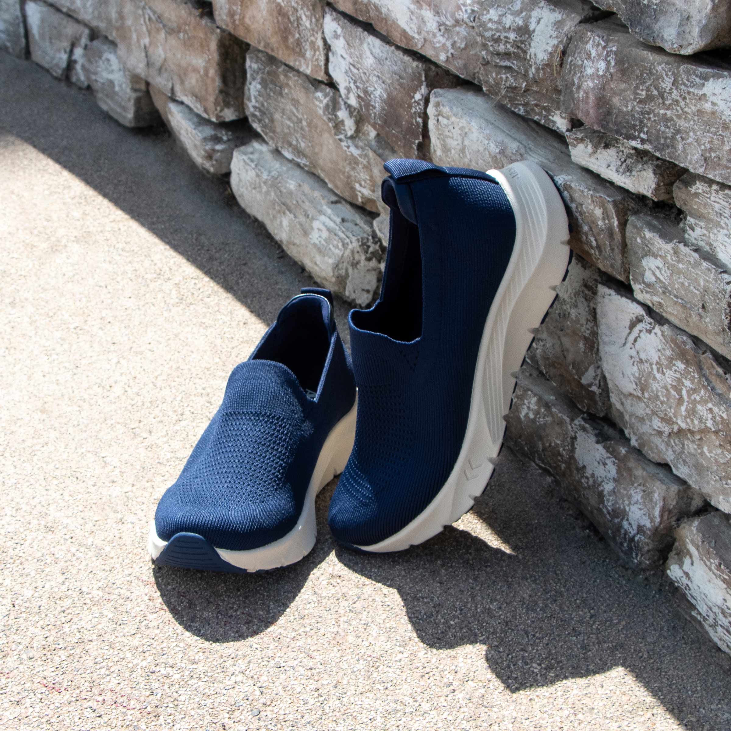 Waze Navy Shoe - Image 2